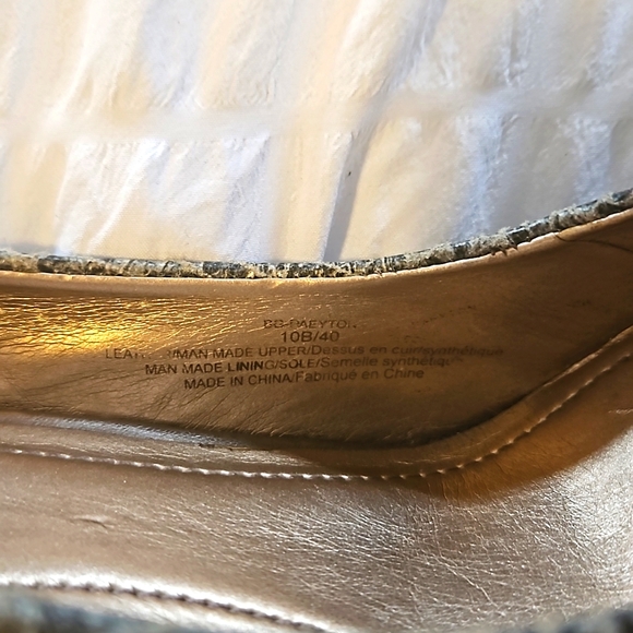 BCBGeneration platform stiletto   sz 10 - Picture 7 of 7